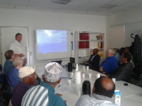 AarhuSomali holdt møde om pirateri ved Somalia God debat ved møde om pirater ved Somalia